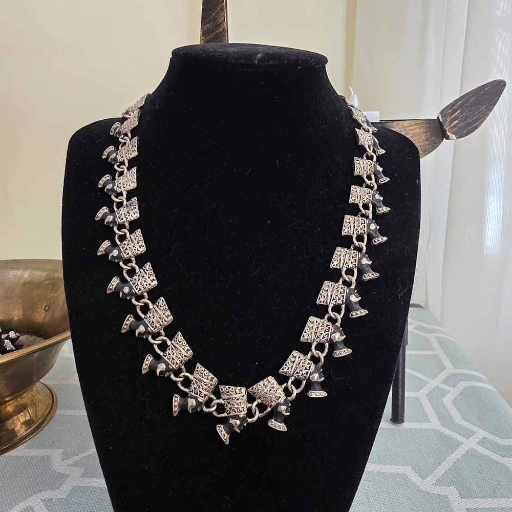Vintage Egyptian Queen Nefertiti Silver Toned Necklace